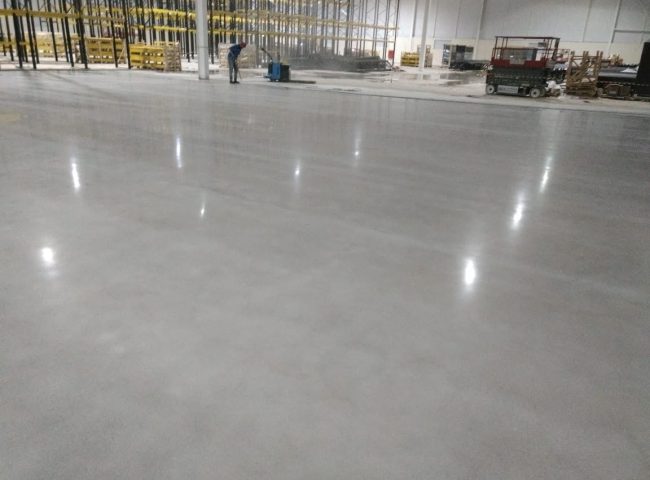 Lapidação de pisos industrial de concreto – 15.000 m2 / Mascate -  Feira de Santana / BA